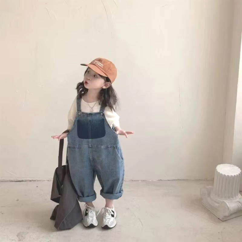 Baby Overall Denim - ชุดจั๊มสูทยีนส์เด็กแบบยูนิเซ็กส์ ชุดเอี๊ยมเดนิมสีพื้นสำหรับเด็กทารก เด็กผู้ชาย เด็กผู้หญิง ชุดเอี๊ยมเด็กผู้หญิงสำหรับฤดูใบไม้ร่วง เสื้อผ้าเด็ก