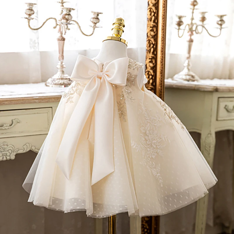 ชุดเดรสลูกไม้สำหรับเด็กทารกรับ - Baby Clothing High End บทวิจารณ์และราคา