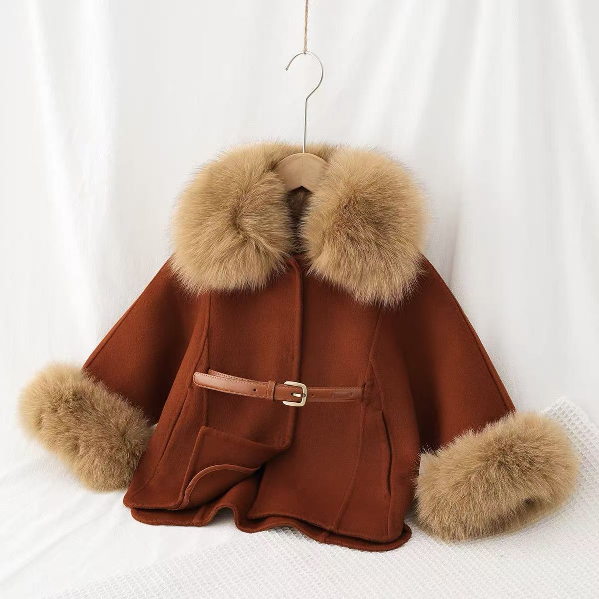 เสื้อโค้ทขนสัตว์สองด้านสำหรับเ - Baby Clothing High End บทวิจารณ์และราคา